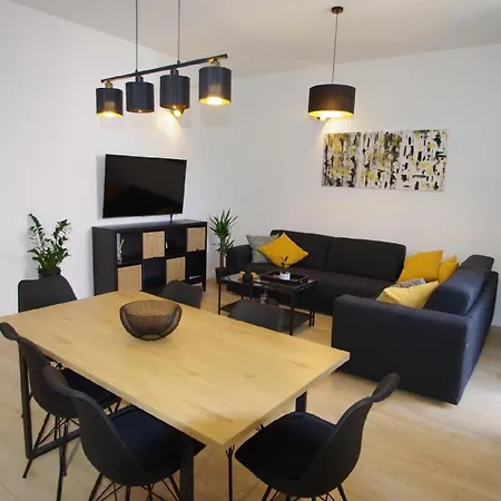 Apartment Moderne 2-schlafzimmer-wohnung In *